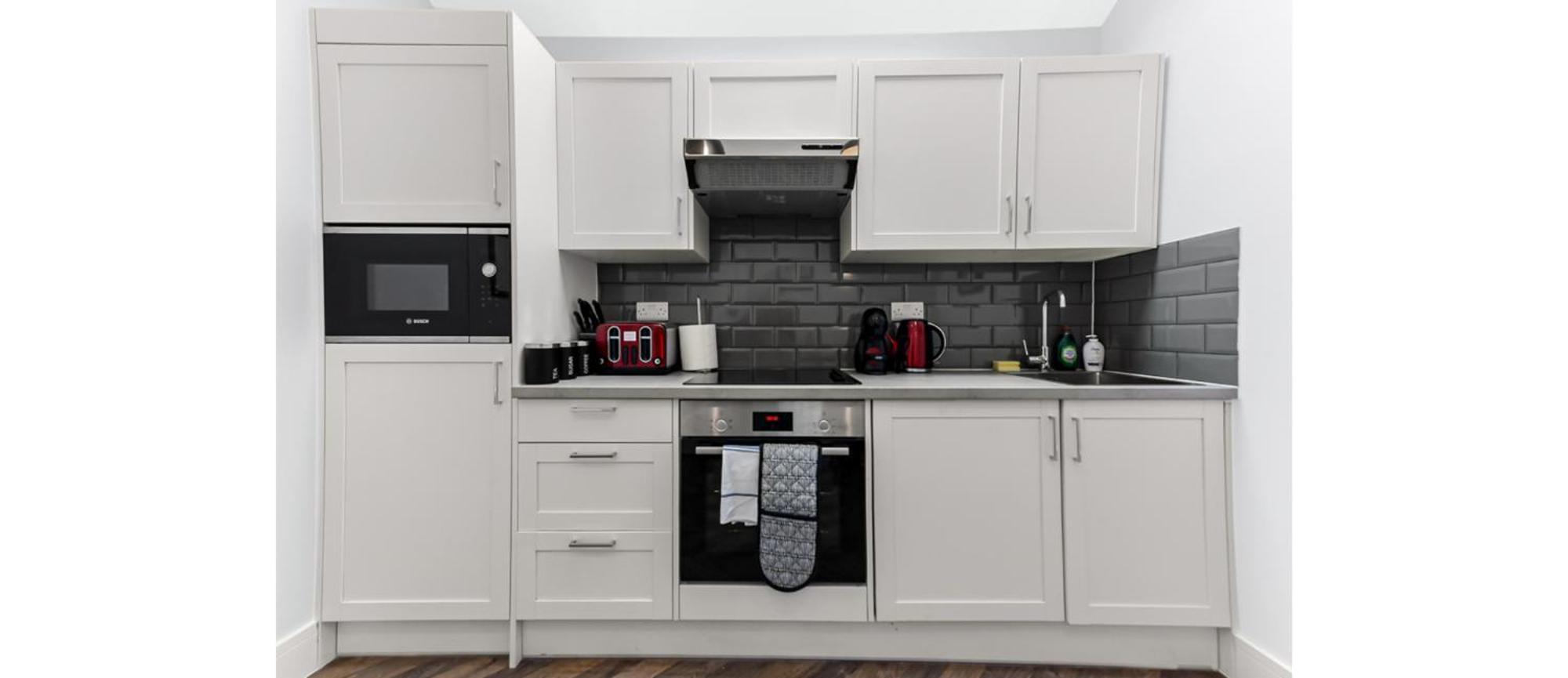 Apartment Newly Renovated 1bd Flat Perfect For Travellers *